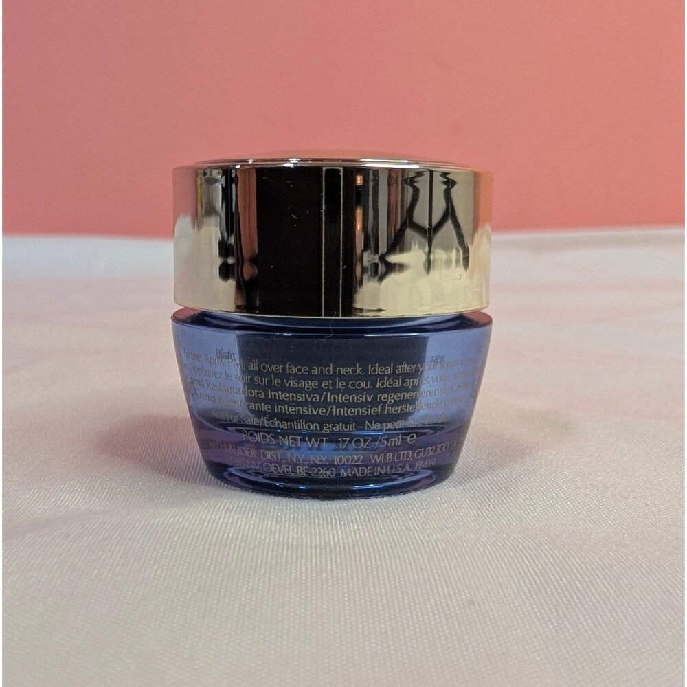 Women's Estee Lauder Revitalizing Supreme Night Intensive Restorative Creme 5 ml - Picture 3 of 3